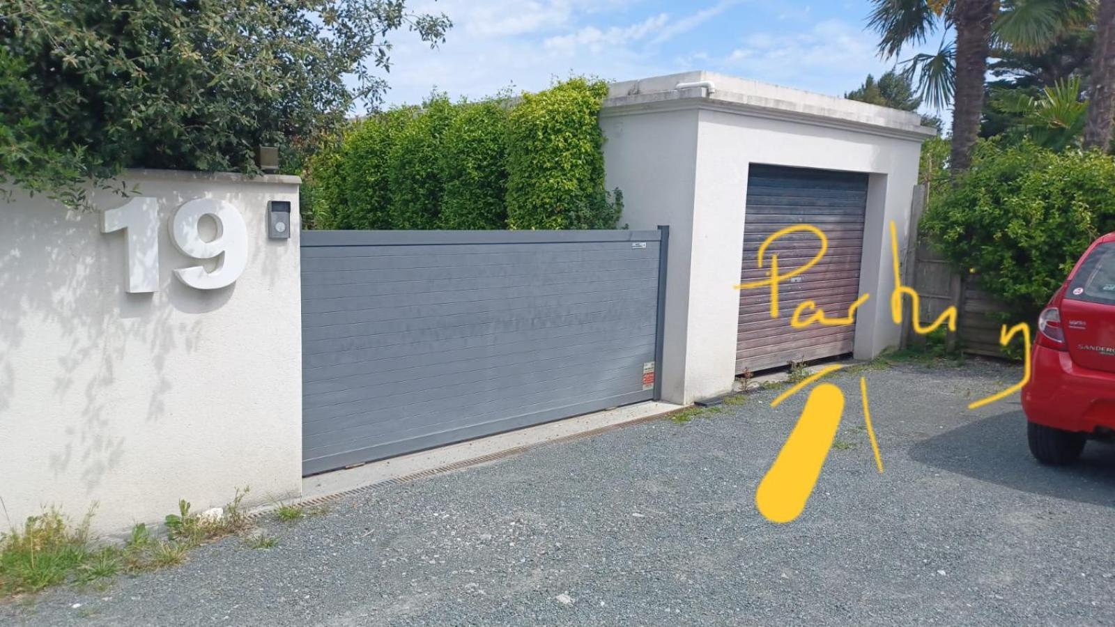 Agreable T2 Pres Des Plages Avec Parking Arcangues Luaran gambar